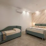 14th Oasis With Private Pool Near Palermo Carini