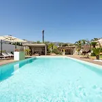 Holiday home 14th Oasis With Private Pool Near Palermo *