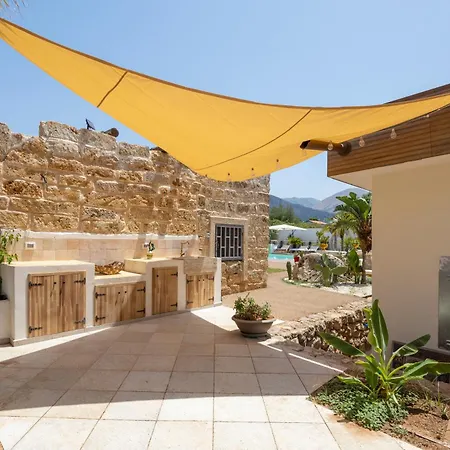14th Oasis With Private Pool Near Palermo Ferienhaus