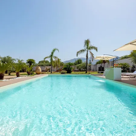 펜션 14th Oasis With Private Pool Near Palermo 카리니