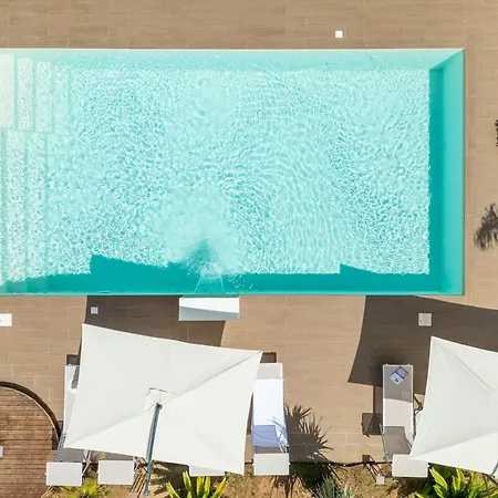 14th Oasis With Private Pool Near Palermo * 카리니