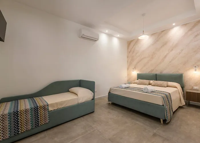14th Oasis With Private Pool Near Palermo Carini