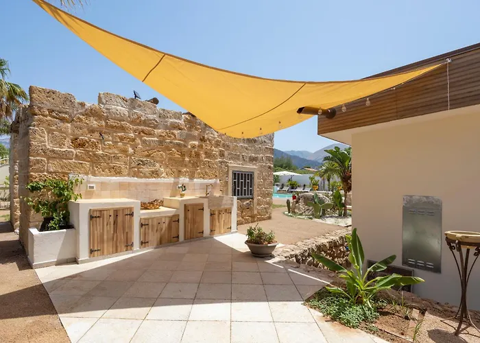 14th Oasis With Private Pool Near Palermo Ferienhaus