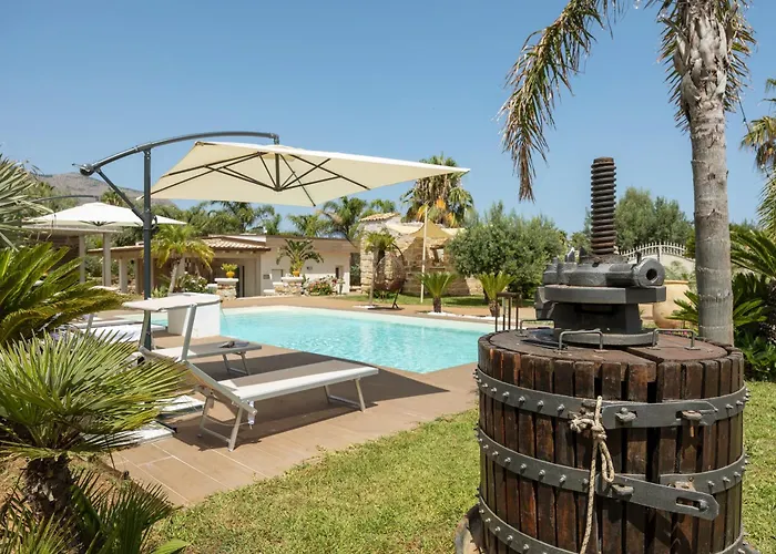 14th Oasis With Private Pool Near Palermo * Carini